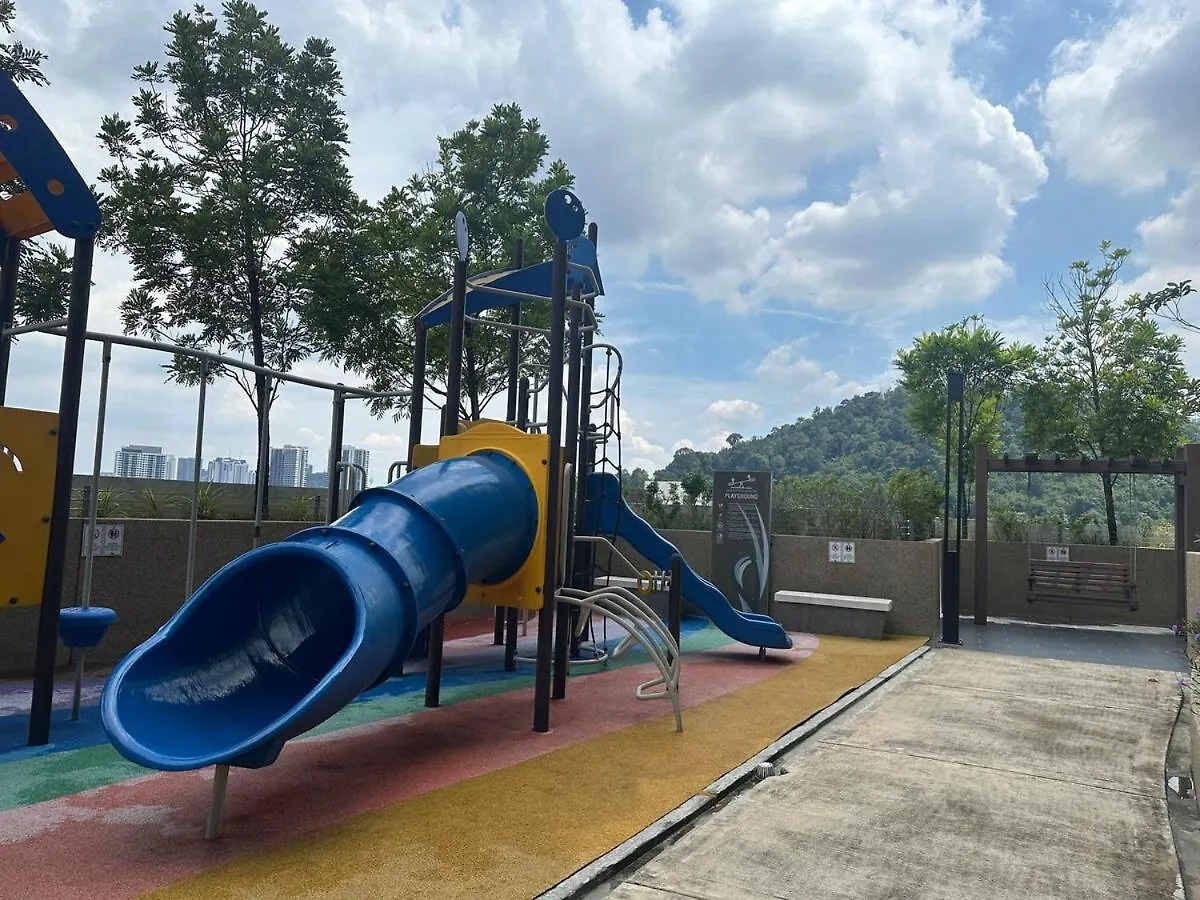 Nadayu63 Melawati I 3R2B I Free Parking I Netflix Apartment Kuala Lumpur
