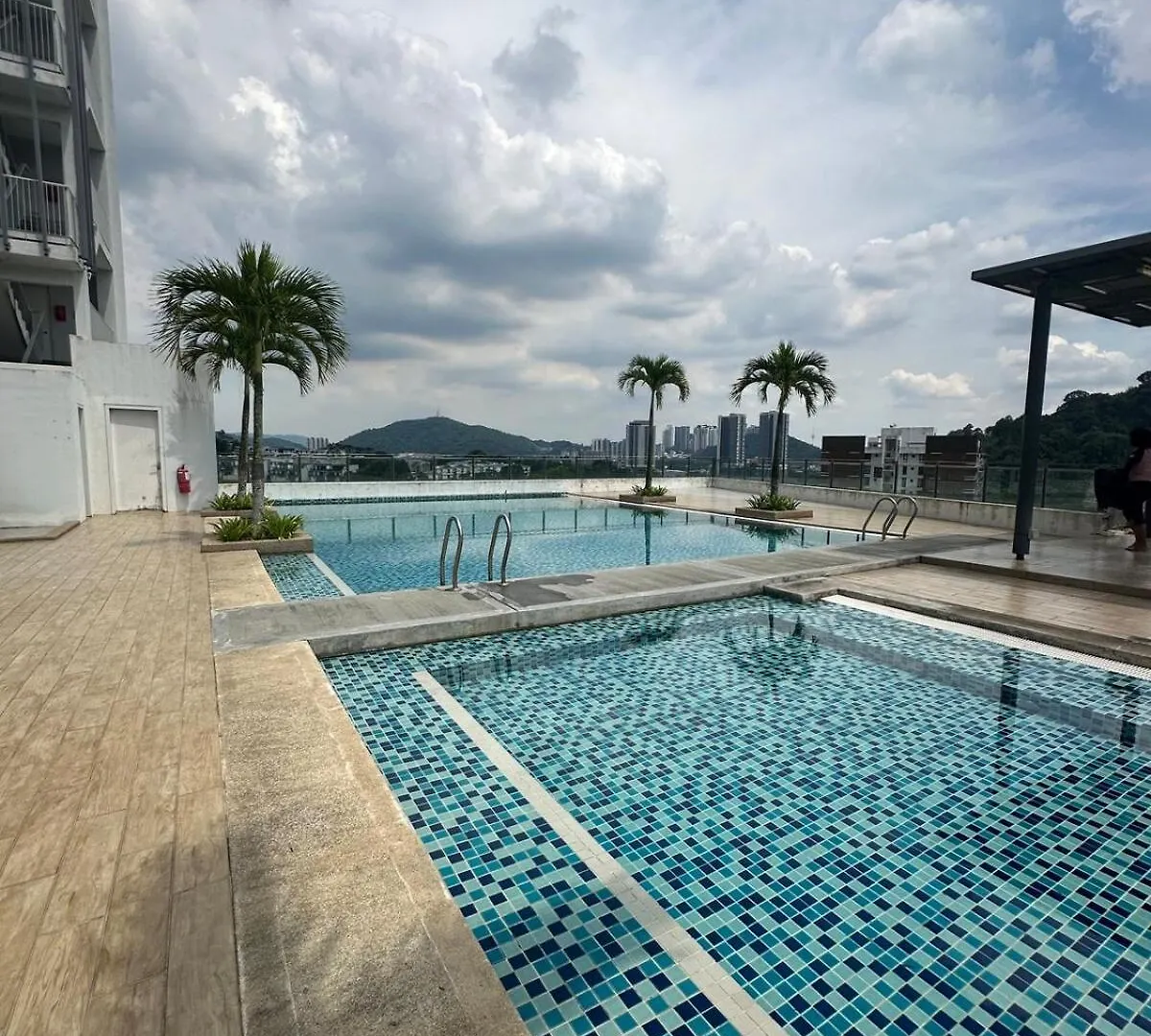 Nadayu63 Melawati I 3R2B I Free Parking I Netflix Apartment Kuala Lumpur